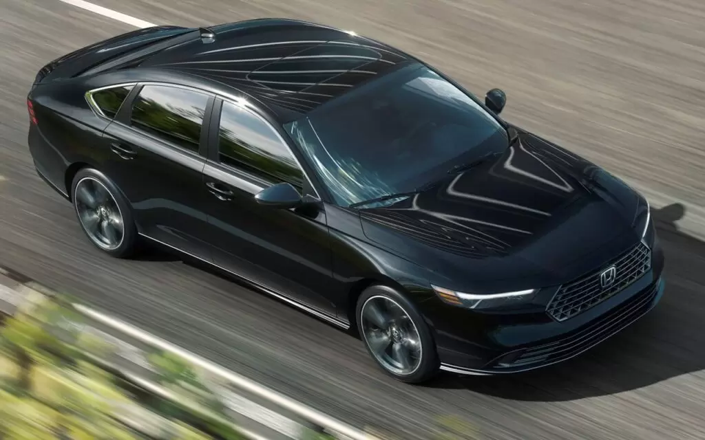 Honda Accord é um carro para um público refinado, que não se preocupa com valores e sim interessados em luxo