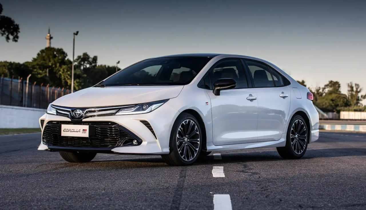 Toyota Corolla 2021: veja se o sedã médio é realmente econômico