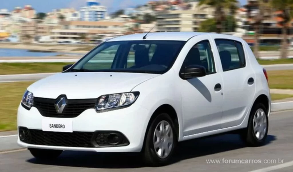 Renault Sandero é um bom carro para comprar até 40 mil