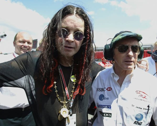 Ozzy prestigiou o lendário piloto Sir Jackie Stewart